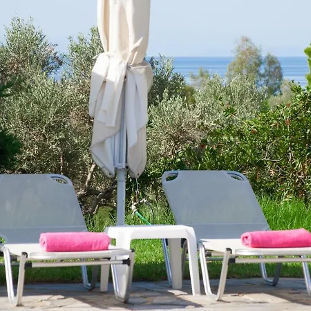فندق Angelos 3*
