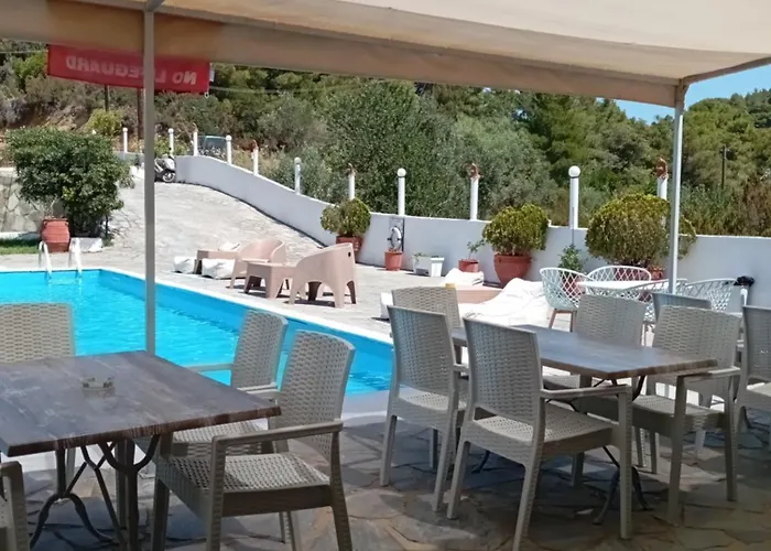 Angelos ホテル Vromolimnos