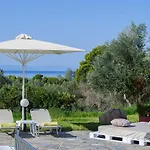 Angelos Hotell Vromolimnos