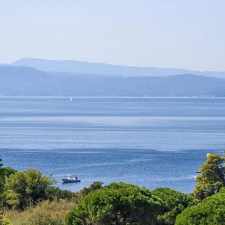 Angelos 3* Βρωμόλιμνος